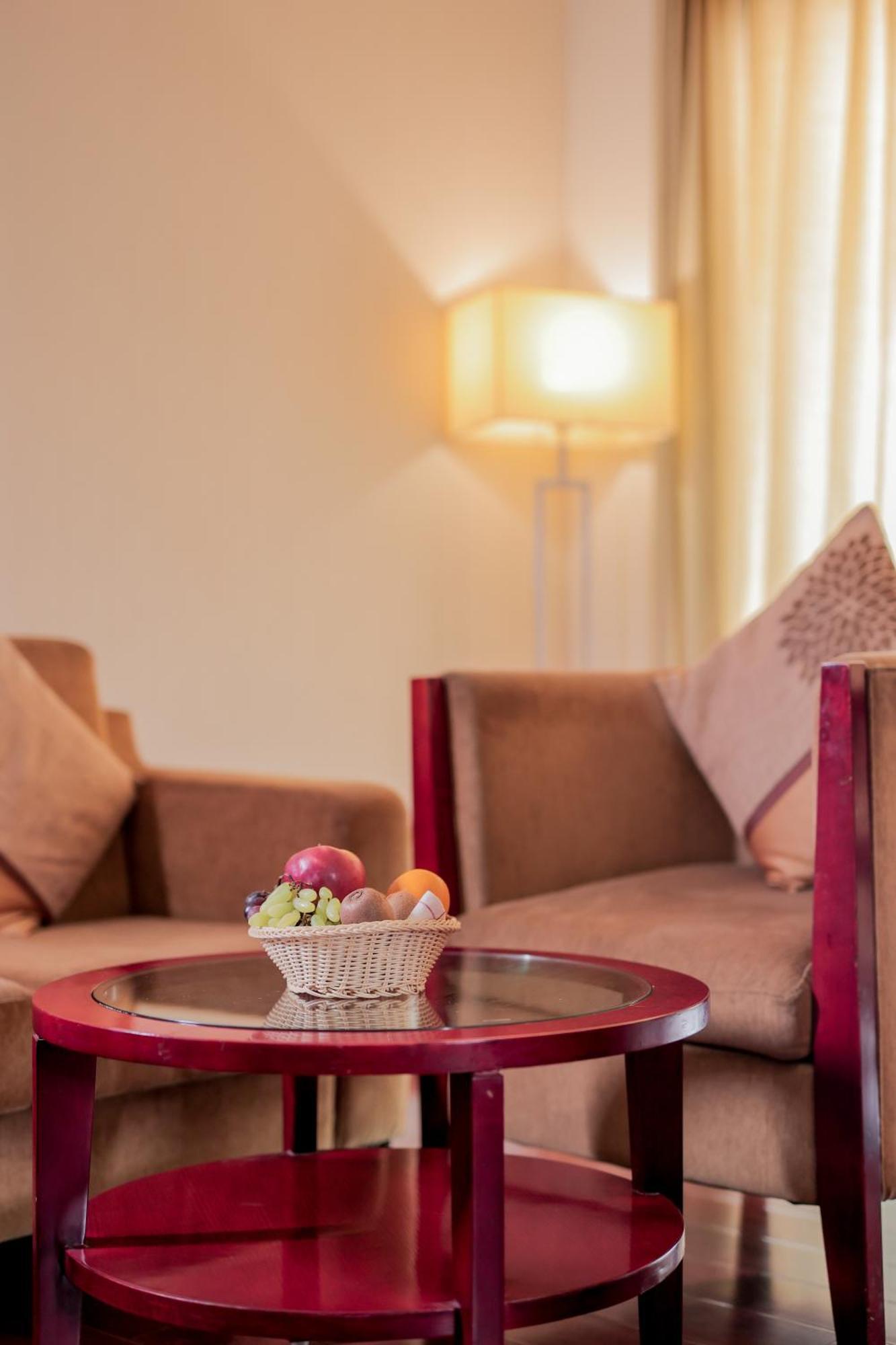Bravura Gold Resort Meerut Exteriör bild